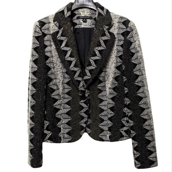 Insight Black and White Zigzag Blazer - Picture 6 of 6